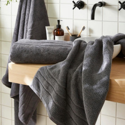 Allure Bath Fashions Charcoal Grey Hotel Luxury Heavyweight Hand Towel - Size: 50 x 90cm - Wilko - thumbnail 3