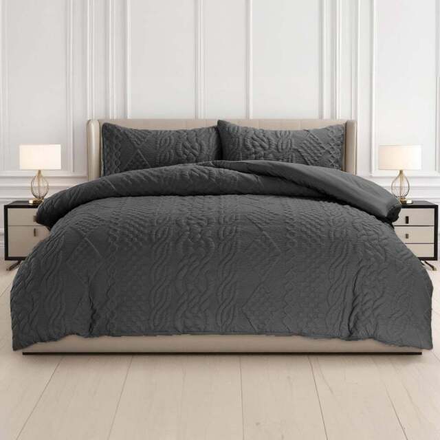 Velosso King Size Charcoal Quilted Knit Duvet Set - Wilko - image 1
