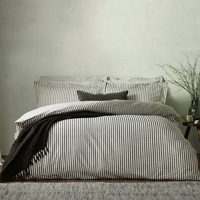 Yard Hebden Single Melange Stripe Cotton Black Duvet Set - Wilko - image 1