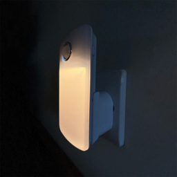 Lifemax Night Light Torch - Size: 11 x 5 x 4cm - White - Wilko - thumbnail 4