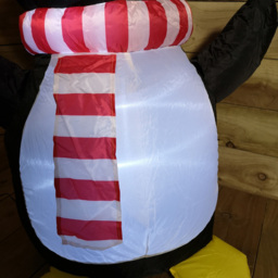 Samuel Alexander Outdoor Penguin with Candy Cane LED Christmas Inflatables Decorations 4ft - Size: 120 x 70 x 701cm - Multi - Wilko - thumbnail 5