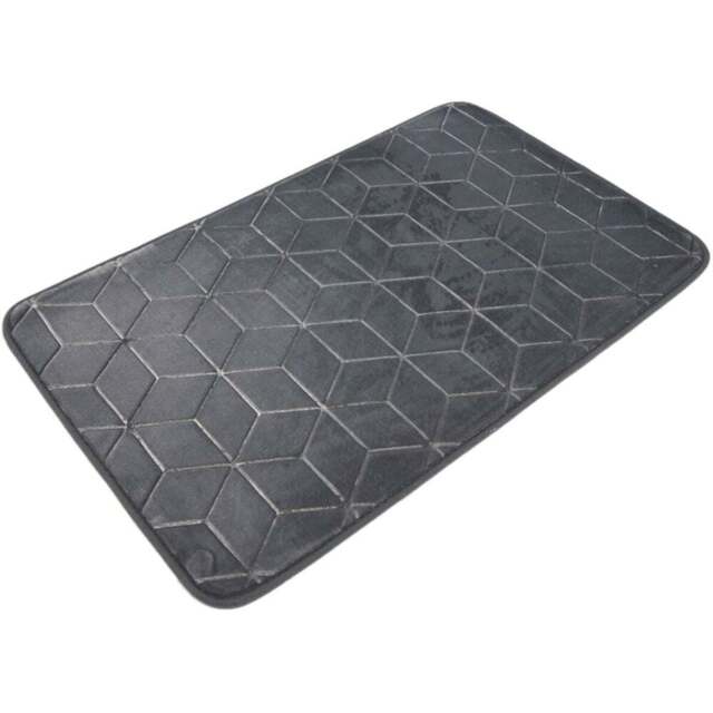Grey Geo Polyester Bath Mat 80 x 50cm - Wilko - image 1