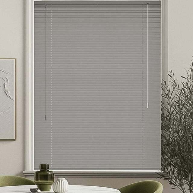 New Edge Blinds PVC Venetian Blind Grey 75cm - Size: W 75 x D 152cm - Wilko - image 1