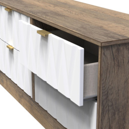 Crowndale Las Vegas 4 Drawer Matt White and Vintage Oak Chest of Drawers Ready Assembled - Wilko - thumbnail 7