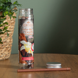 Samuel Alexander Into The Vanilla Woods Scented Christmas Scentsicles with Hooks 25g - Size: 13 x 4 x 4cm - Brown - Wilko - thumbnail 4