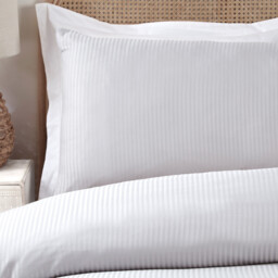 Divante Bamboo Cotton Duvet Cover and Pillowcase Set - Silver/Double - Wilko - thumbnail 3