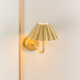 ValueLights Avery Gold Rechargeable Easy Fit LED Wall Light - Size: 16.5 x 19.5 x 14.7cm - Wilko - thumbnail 4