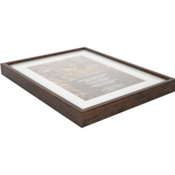 Thetford Dark Wood Effect Frame Brown 10 x 8in - Wilko - thumbnail 3