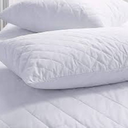 DreamEasy Quilted Pillow Protector Pair XL - Size: 48 x 74cm - White - Wilko - thumbnail 4