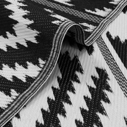 JVL Aztec Outdoor Rug 133 x 190cm - JVL Homewares - Wilko - thumbnail 5