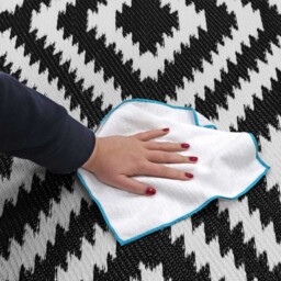 JVL Aztec Outdoor Rug 133 x 190cm - JVL Homewares - Wilko - thumbnail 6