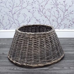 St Helens Brown Wicker Christmas Tree Skirt 28 x 57cm - Wilko - thumbnail 5