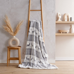 Bellissimo Grey Nordic Stag Sherpa Fleece Throw 130 x 180cm - Size: 180 x 130cm - Wilko - thumbnail 3