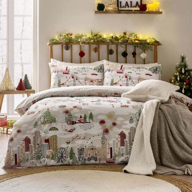 Furn King Size Joy To All Printed Reversible Duvet Set - White - Wilko - image 1