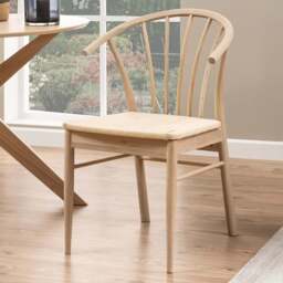 Florence Cassandra Set of 2 White Oak Dining Chairs with Armrest - Furniture To Go - Wilko
