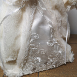Premier White Angel Holding Dove Christmas Tree Topper 30cm - Size: 30 x 30 x 9cm - Wilko - thumbnail 5