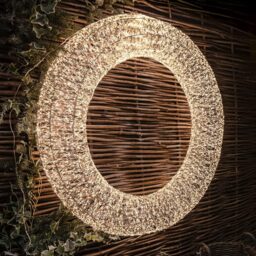 The Christmas Centre 15000 Warm White LED Micro Lights Pre-Lit Gold Light-Up Wreath 116cm - Size: 116 x 116 x 22cm - Wilko - thumbnail 5