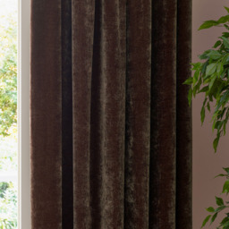 Yard Heavy Brown Chenille Velvet Pencil Pleat Curtains 117 x 183cm - Size: W 117 x D 183cm - Wilko - thumbnail 3