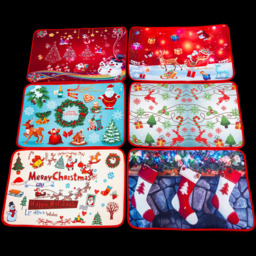 Single Shatchi Christmas Theme Anti-Slip Doormat in Assorted styles - Size: 1 x 60 x 40cm - White - Wilko - thumbnail 3