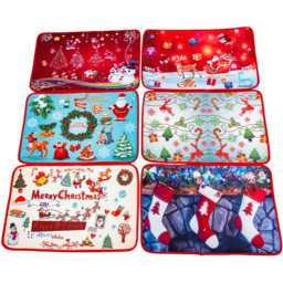 Single Shatchi Christmas Theme Anti-Slip Doormat in Assorted styles - Size: 1 x 60 x 40cm - White - Wilko