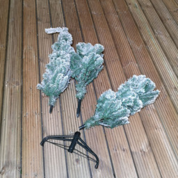 Premier Green Snow Flocked Spruce Pine Artificial Christmas Tree 5.5ft - Samuel Alexander - Wilko - thumbnail 6