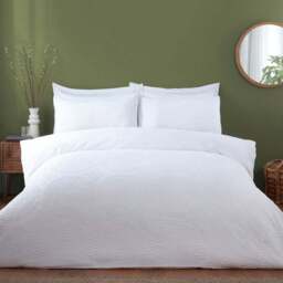 Kingsbridge Duvet Cover and Pillowcase Set - White/Superking - Size: Super King - Wilko - thumbnail 1