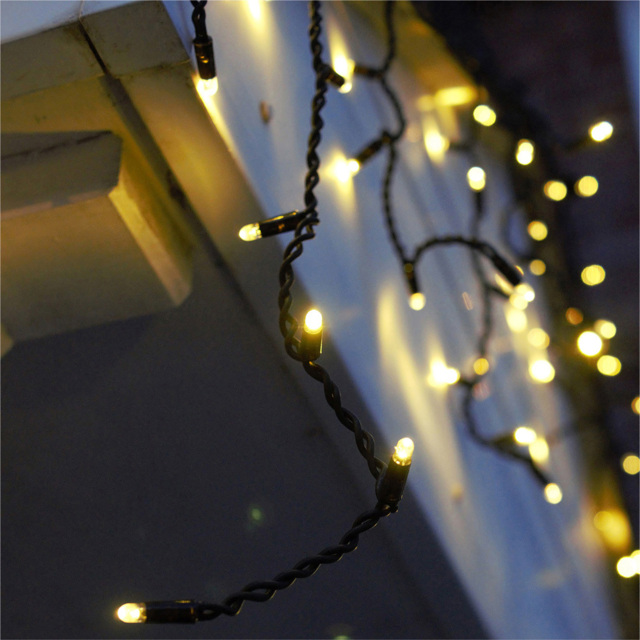 Eagle Connect Warm White LED Black Icicle Light 12m - Size: 51 x 50 x 36cm - Wilko - image 1