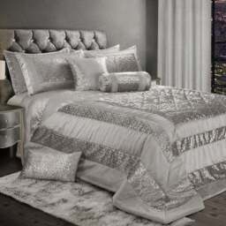 Intimates Vera Double Silver Bedspread - Grey - Wilko