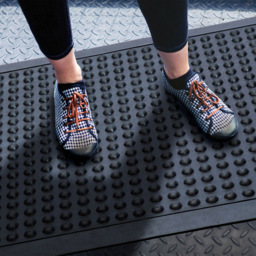 Floortex Doortex Black Anti-Fatigue Bubble Mat 60 x 90cm - Size: 90 x 60 x 1.6cm - Wilko - thumbnail 3