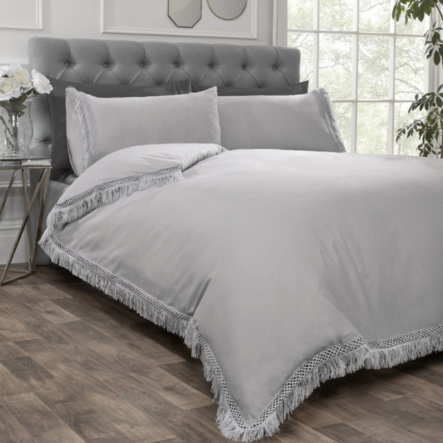 Rapport Home Tia Trellis Single Silver Duvet Set - Wilko - image 1