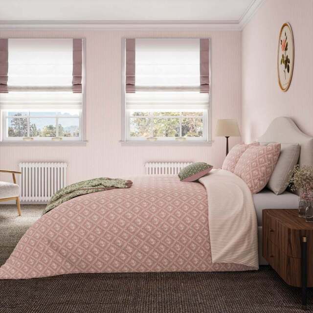 Helena Springfield Single Pink Meadow Posy Duvet Set - Wilko - image 1