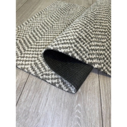 Desire Rugs Herringbone Silver Anti Slip Door Mat 50 x 80cm - Wilko - thumbnail 4