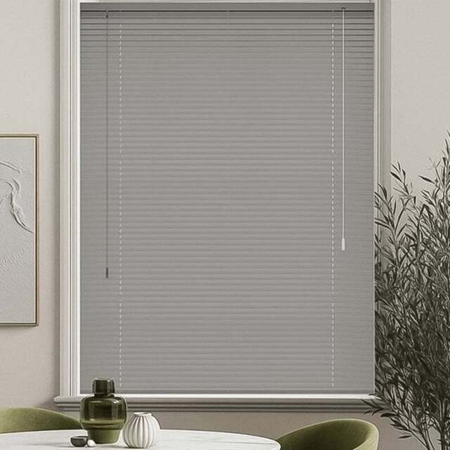 New Edge Blinds PVC Venetian Blind Grey 180cm - Size: W 180 x D 213cm - Wilko - image 1