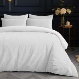 Velosso Single White Savannah Velvet Duvet Set - Wilko