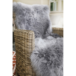 Origins Grey Genuine Sheepskin Rug 70 x 175cm - Size: 75 x 175cm - Origins Rugs - Wilko - thumbnail 6