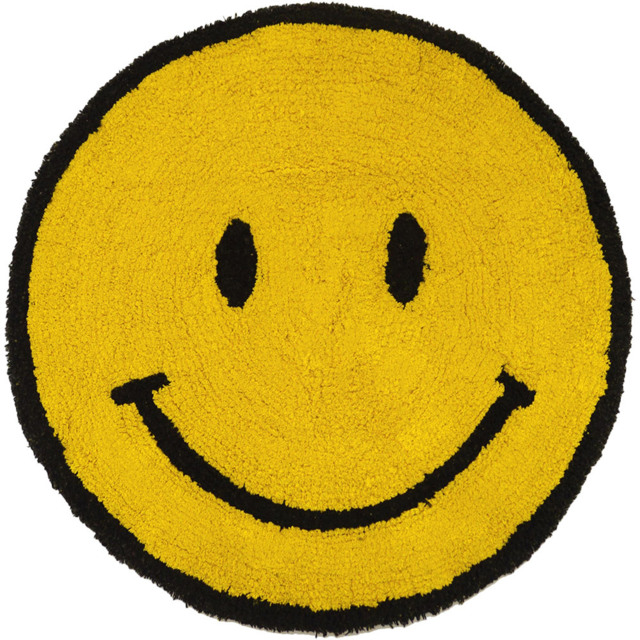 Mooky Mats Smiley Face Round Reversible Bath Mat 70cm - Size: 70 x 70cm - Yellow - Wilko - image 1