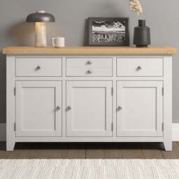 Seconique Windsor 3 Door 3 Drawer Ivory and Oak Sideboard - Size: 82 x 137 x 40cm - Ivory/Oak - Wilko