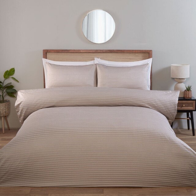 Cairo Jacquard Duvet Set Natural Superking - Size: Super King - Wilko - image 1
