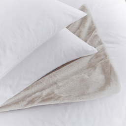 Helena Springfield Super King Size White Brushed Cotton Duvet Set - Wilko - thumbnail 5