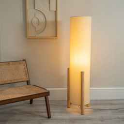 ValueLights Henry Tall Natural Fabric Shade Wooden Base Midi LED Floor Lamp - Size: 110 x 31 x 31cm - Cream - Wilko - thumbnail 3