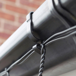 Xmas Haus Black 16 Piece Gutter Hook Set - Size: 68 x 25 x 12cm - Wilko - thumbnail 4