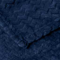 Velosso Navy Moda Plush Throw 127 x 152cm - Size: 127 x 152 x 1cm - Wilko - thumbnail 4
