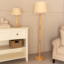 ValueLights Victoria Scallop White Edge Shade Light Wood LED Floor Lamp - Cream - Wilko - thumbnail 6
