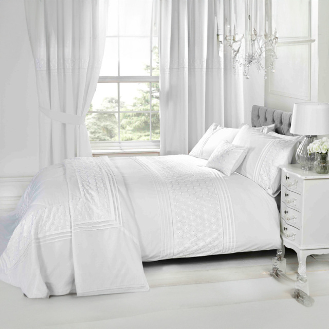 Rapport Home Everdean Boudoir White Cushion Cover - Size: 27 x 37cm - Multi - Wilko - image 1