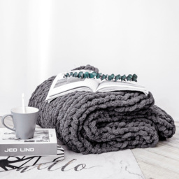 Living and Home Grey Hand Woven Chenille Blanket for Couch and Bed 60cm - Wilko - thumbnail 7