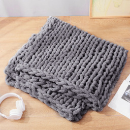 Living and Home Grey Hand Woven Chenille Blanket for Couch and Bed 60cm - Wilko - thumbnail 3