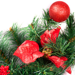 Best Artificial Red Christmas Garland 180cm - Wilko - thumbnail 7