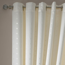 Alan Symonds Madison Cream Ring Top Curtain 168 x 137cm - Size: W 168 x D 137cm - Wilko - thumbnail 6