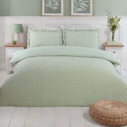 Josette Frill Duvet Set Green Superking - Size: Super King - Wilko