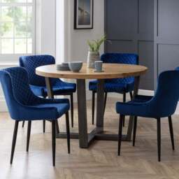 Julian Bowen Brooklyn 4 Seater Round Dining Set Oak and Blue - Wilko